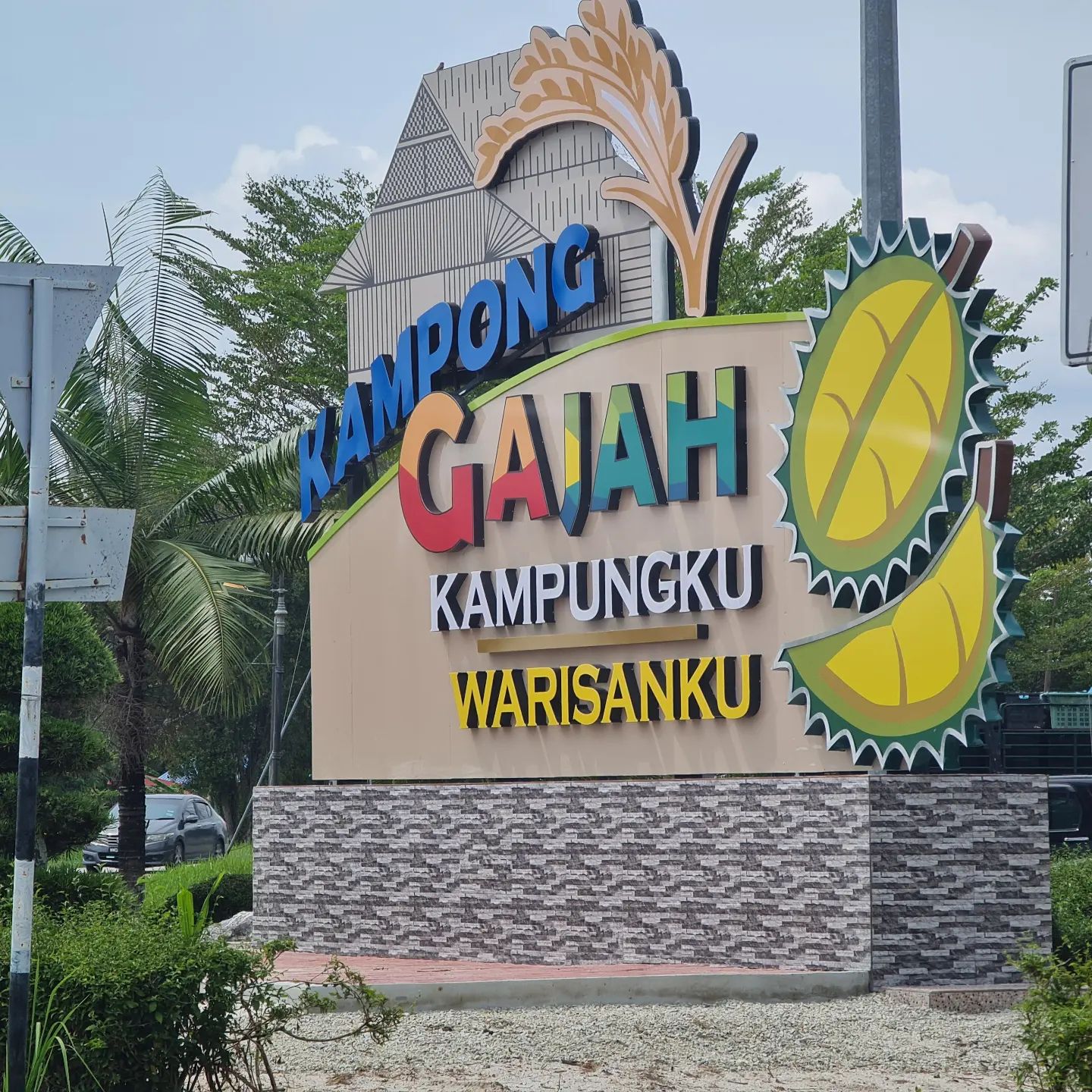 MERCU TANDA KG GAJAH